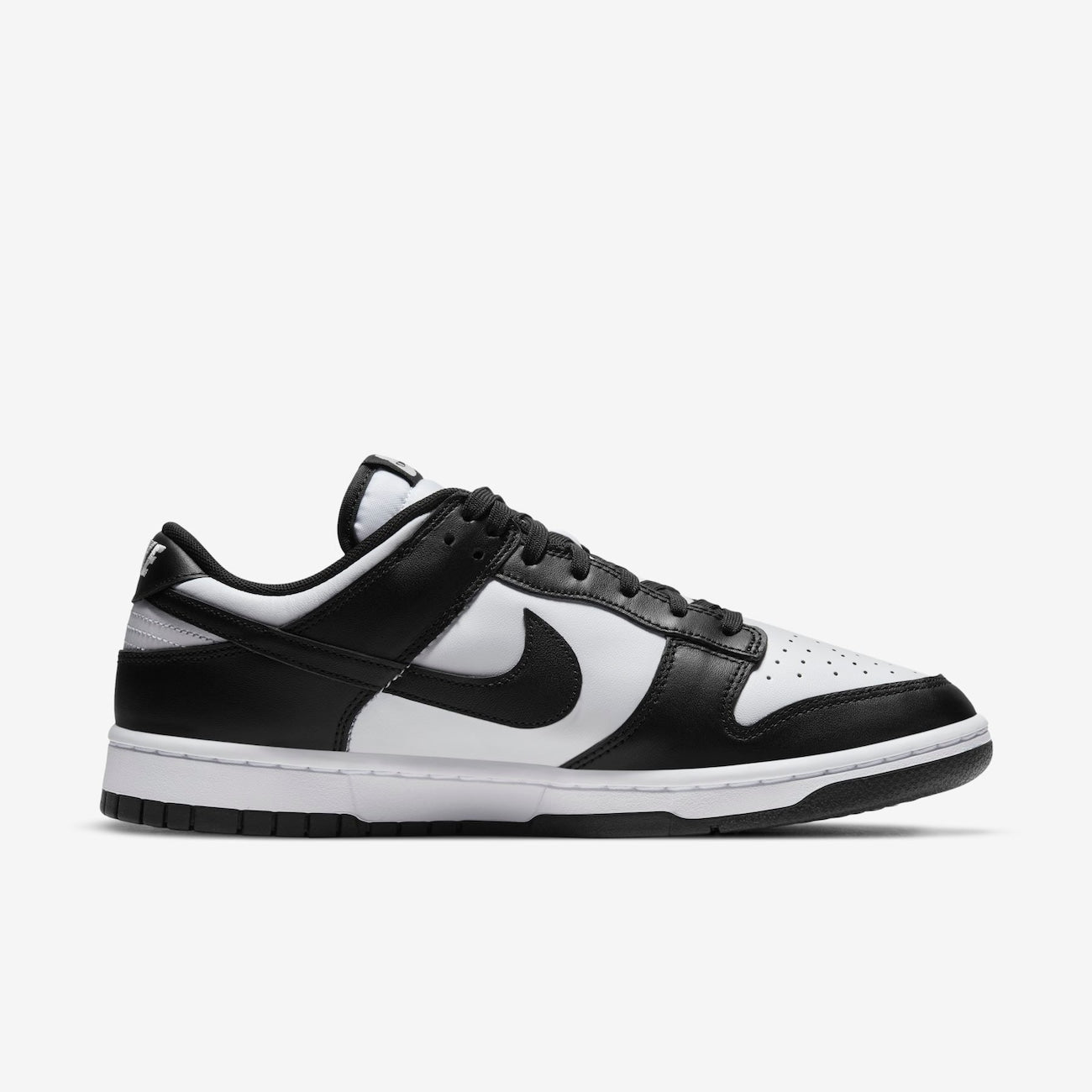 Nike Dunk Low "Panda"