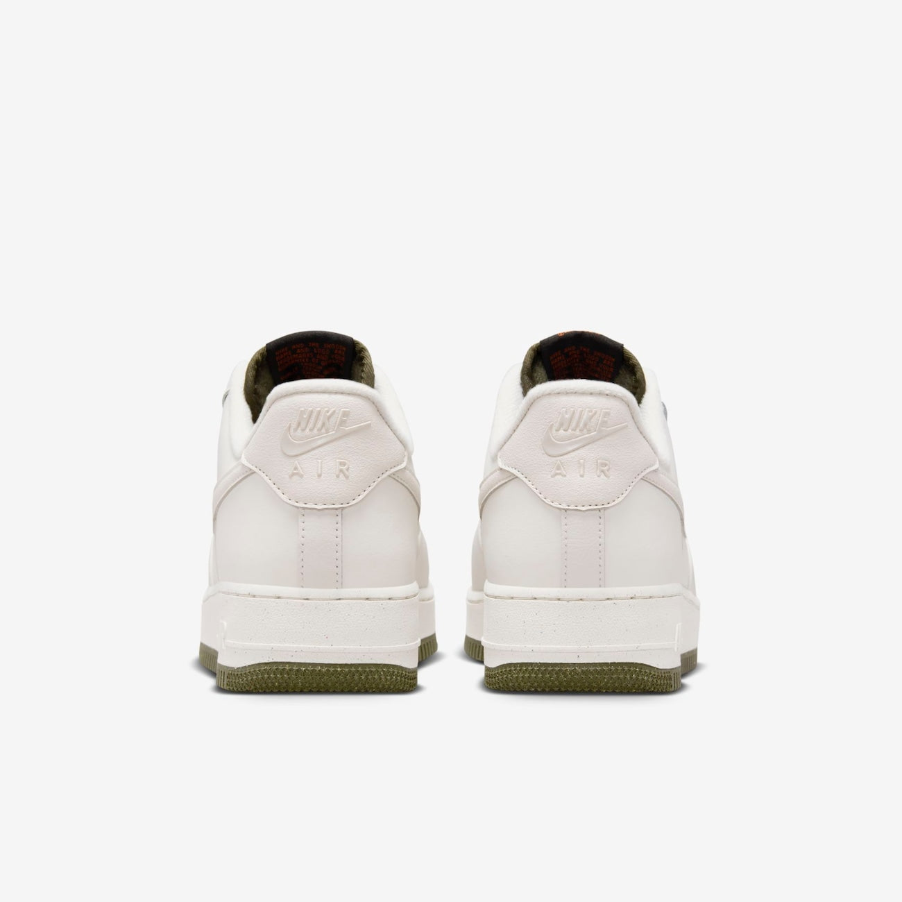 Nike Air Force 1 '07 LV8 Masculino