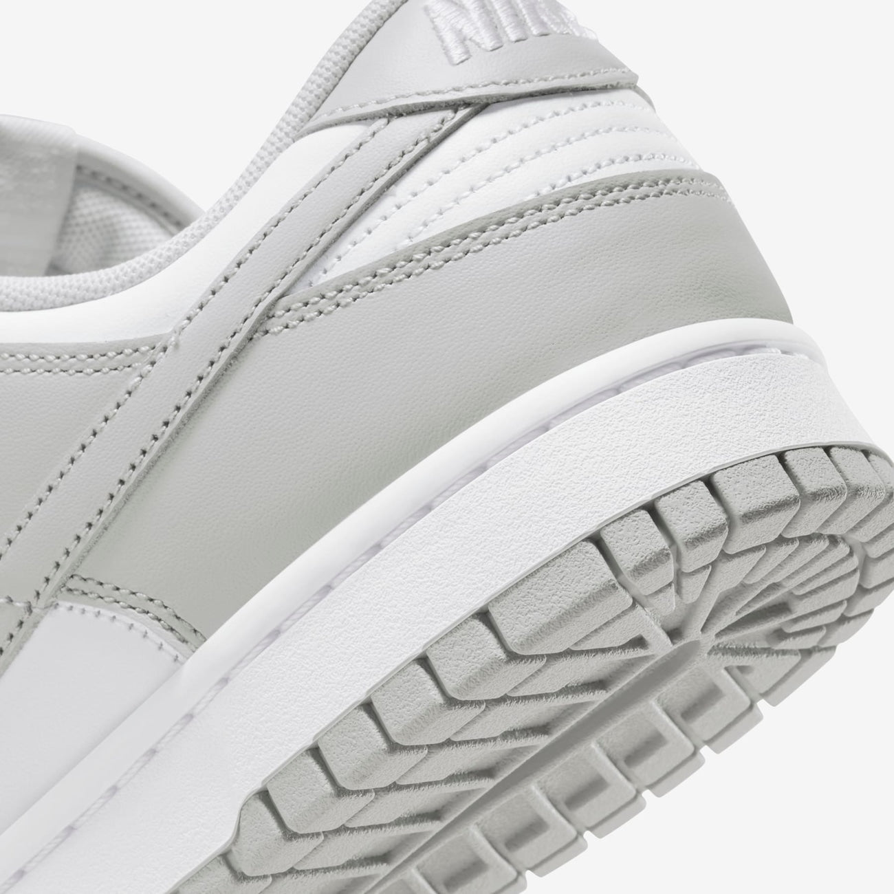 Nike Dunk Low 'Grey Fog'