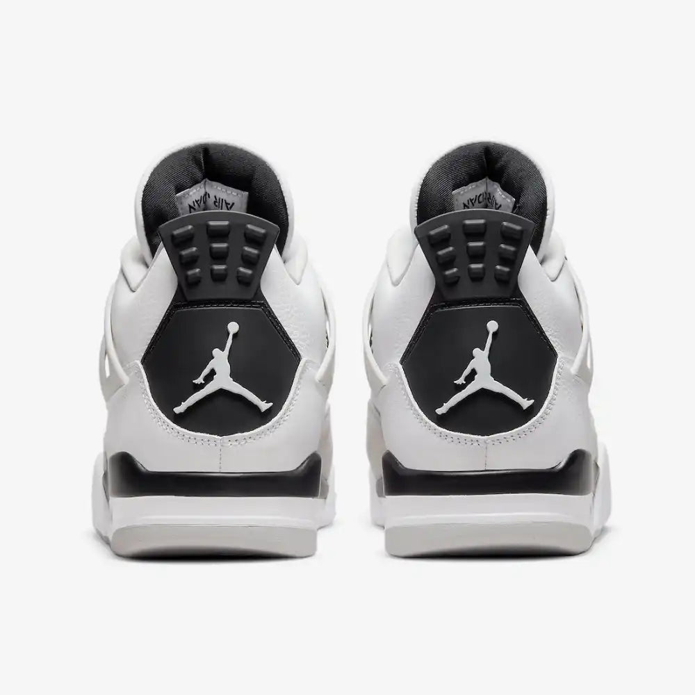 Nike Air Jordan 4 Rêtro "Military Black"