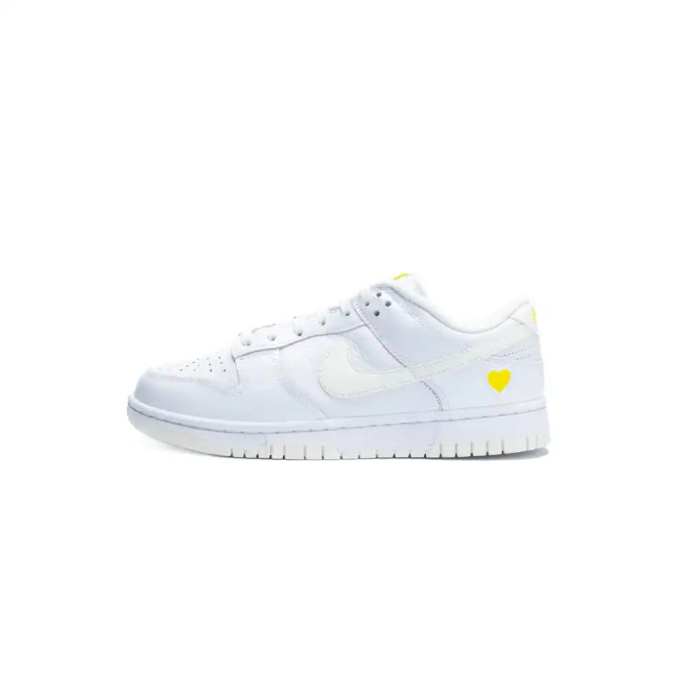 Nike Dunk Low Valentine's Day "Yellow Heart"