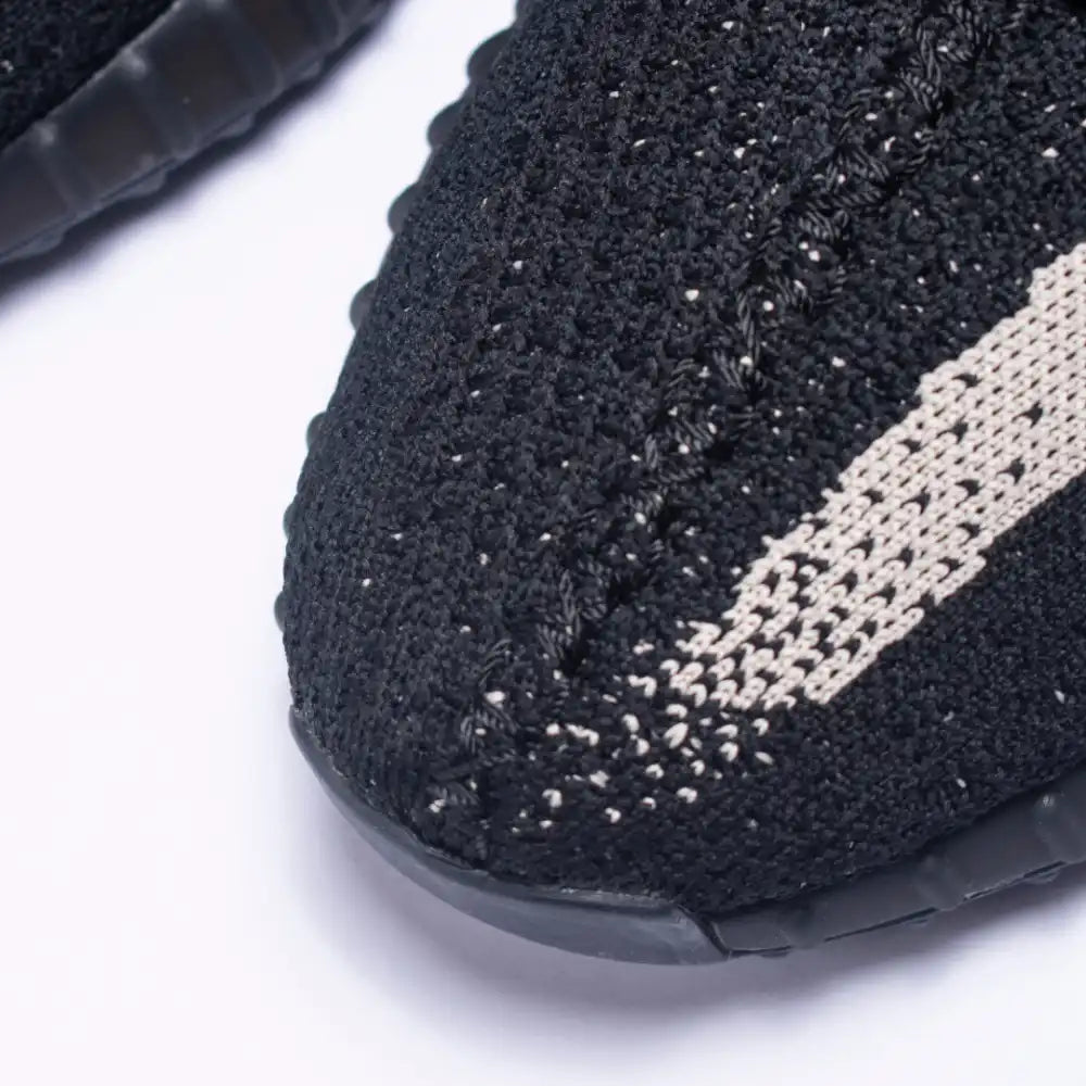 Adidas Yeezy Boost 350 V2 "Oreo"