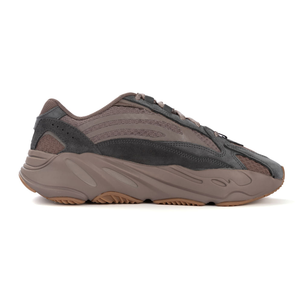 Yeezy Boost 700 v2 "Mauve"