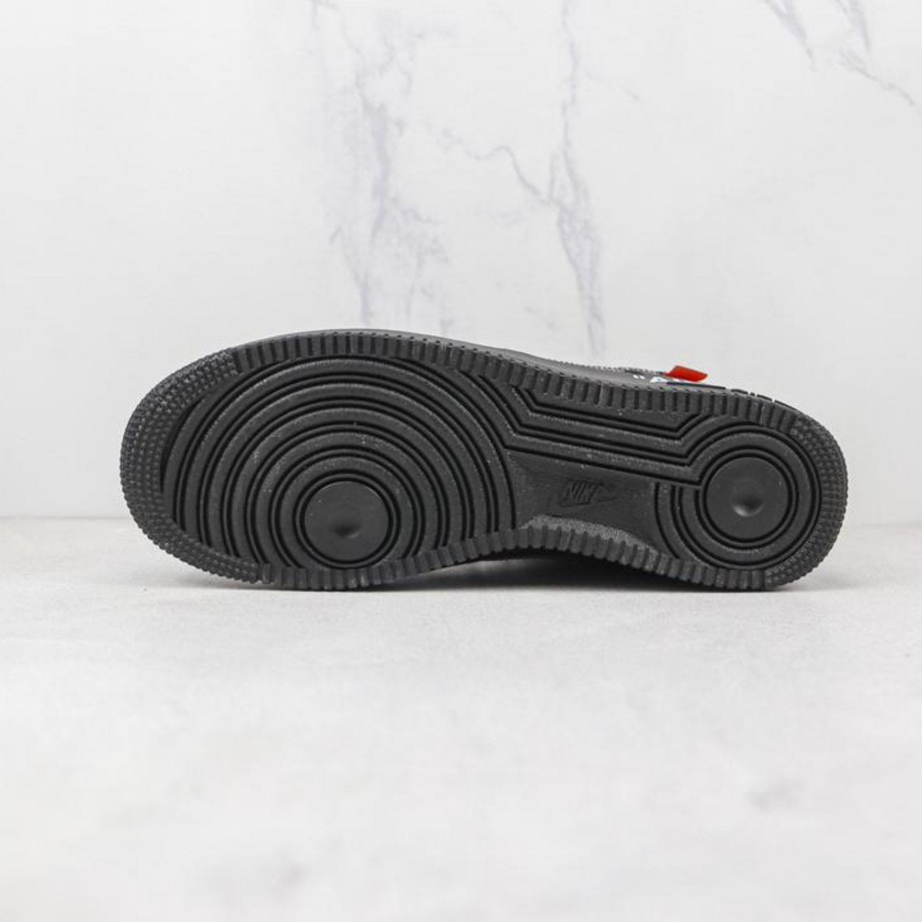 Off-White x Nike Air Force 1 "MCA Black"