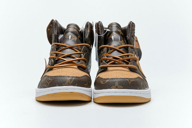 Louis Vuitton x Air Jordan 1 + Maleta Exclusiva