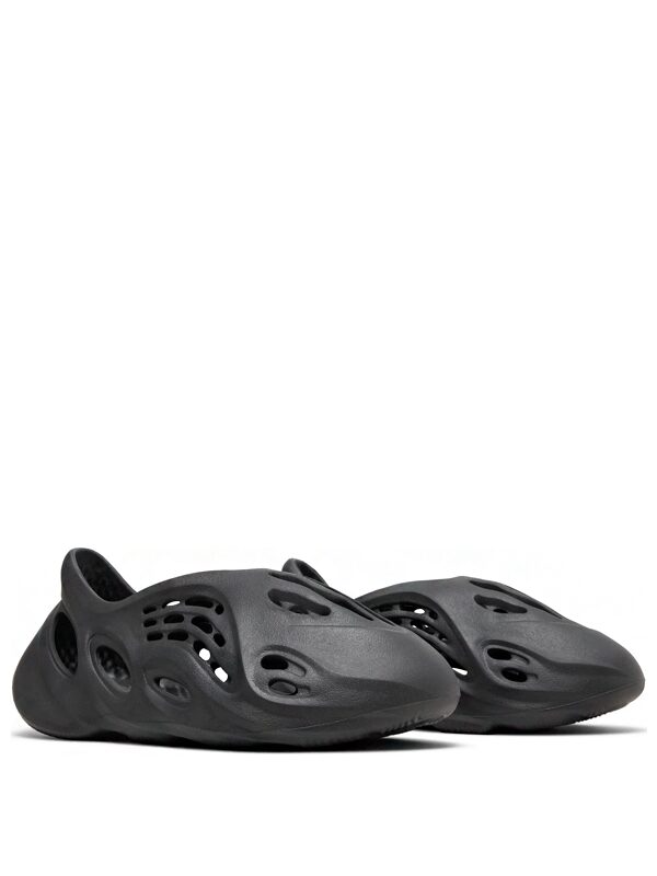 Adidas Yeezy Foam Runner "Black"
