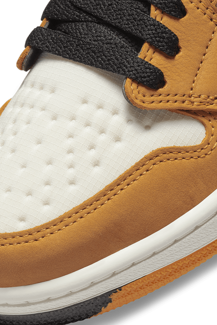 Nike Air Jordan 1 Element GORE-TEX Light Curry