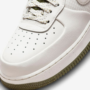Nike Air Force 1 '07 LV8 Masculino