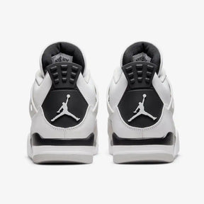 Nike Air Jordan 4 Rêtro "Military Black"
